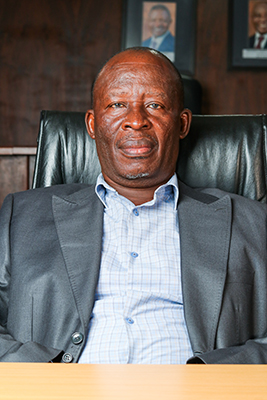 CLLR B R SHONGWE